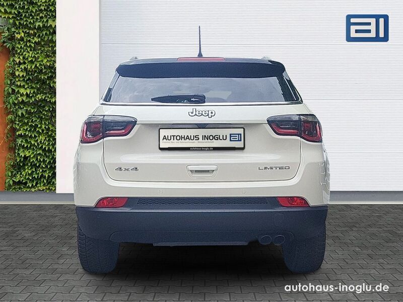 Gebraucht Jeep Compass 170 PS (125 kW) 2019 Weiß pearl white tricoat SUV