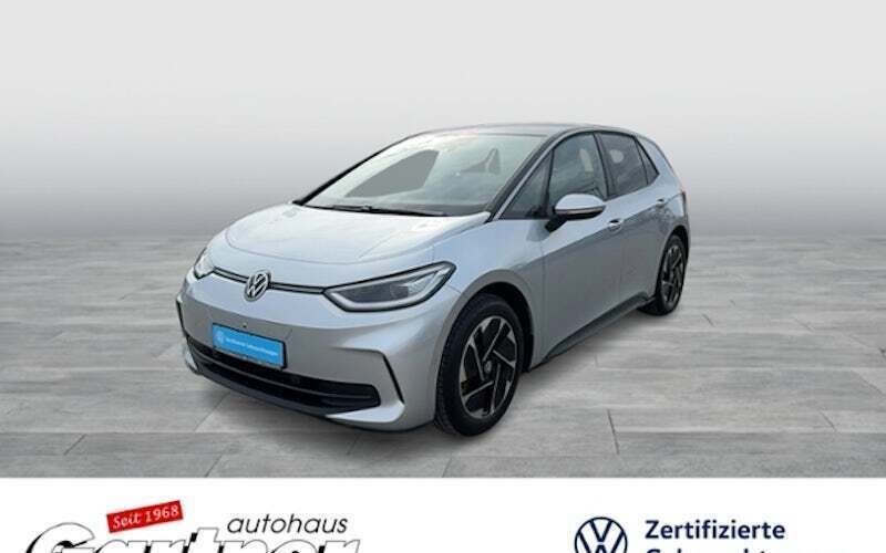 Silber (scale silver metallic) Gebraucht 2023 VW ID.3 Pro Kleinwagen | 34.896 € (Teuer) - Bild 1/4