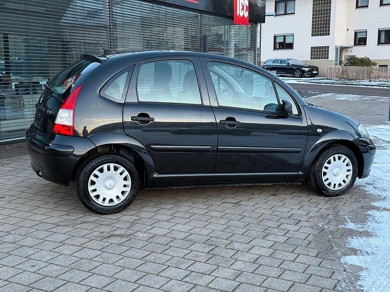 Gebraucht Citroën C3 Tonic 73 PS (53 kW) 2009 Schwarz Kleinwagen