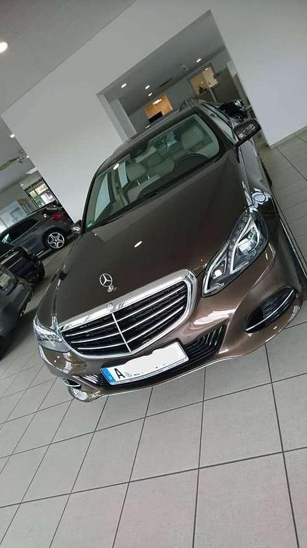 Gebraucht Mercedes E400 333 PS (244 kW) 2013 Limousine