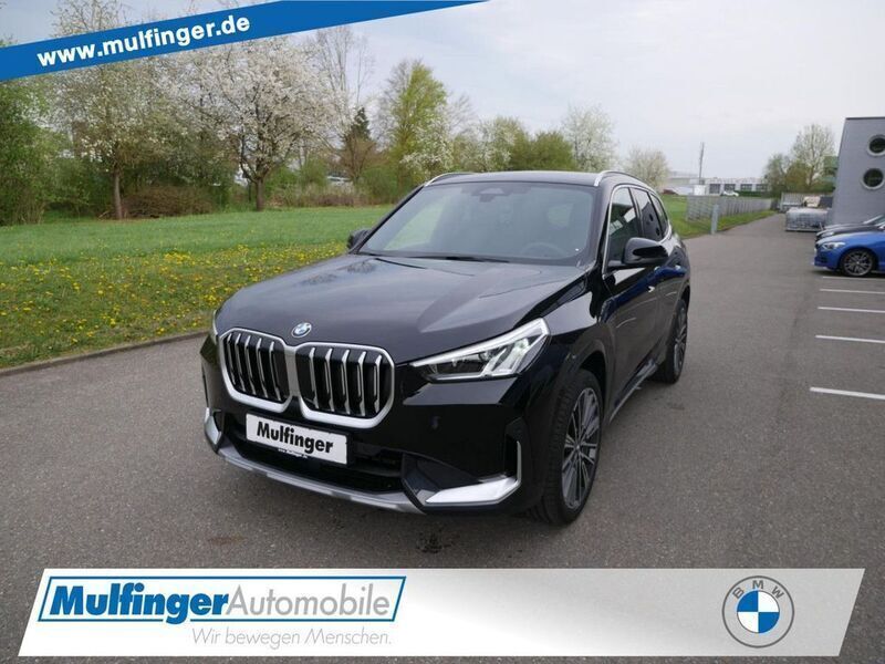 Schwarz Neu 2025 BMW X1 xLine SUV | 48.999 € - Bild 1/4
