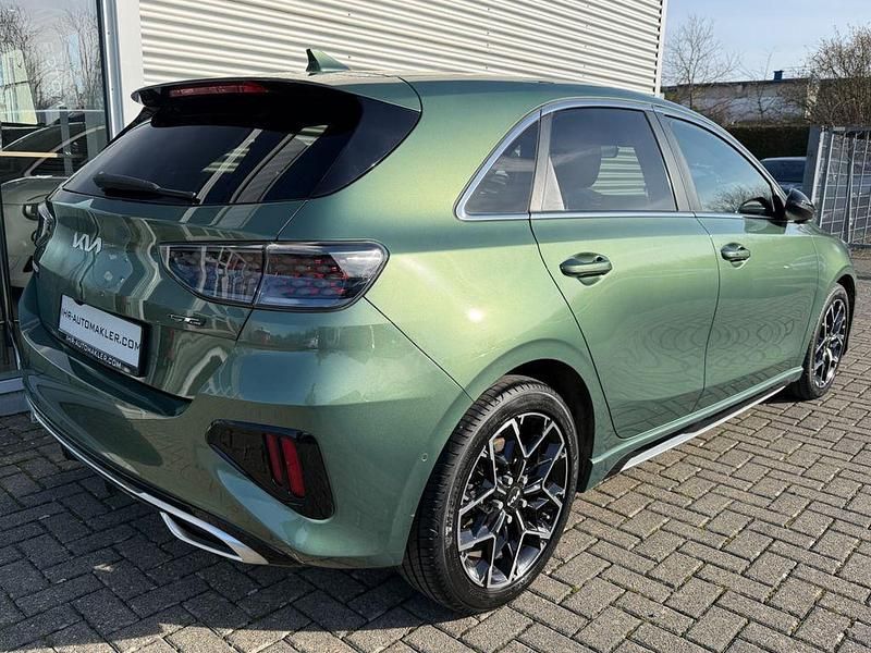 Gebraucht Kia Ceed GT GT-Line 136 PS (100 kW) 2023 Grün Limousine