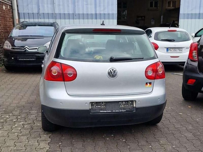 Gebraucht VW Golf V Comfortline 116 PS (85 kW) 2007 Silber Limousine