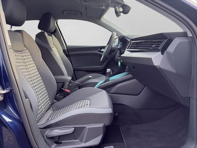 Gebraucht Audi A1 Sportback 116 PS (85 kW) 2026 Navarrablau metallic Kleinwagen