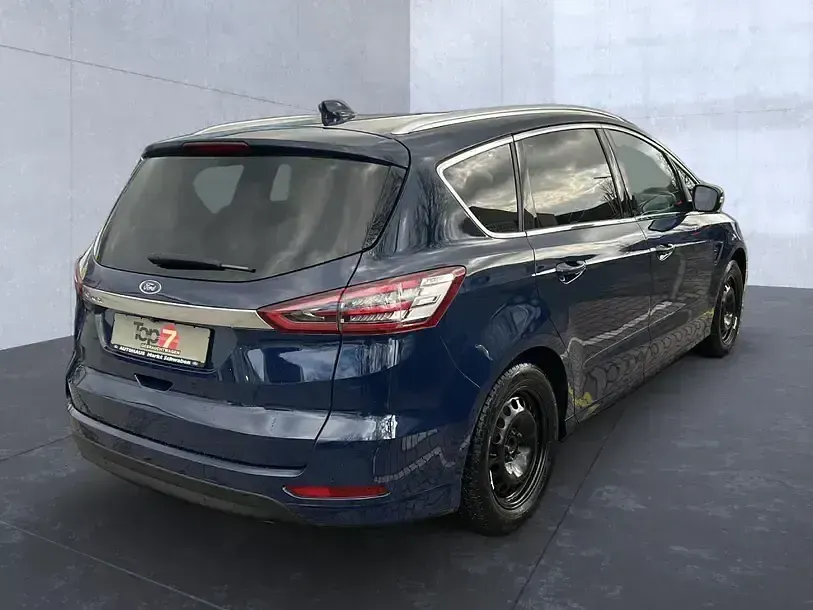 Używany Ford S-MAX Titanium 150 KM (110 kW) 2022 Niebieski Minivan