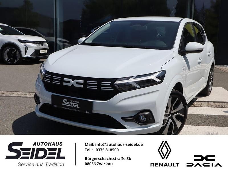 Weiß Gebraucht 2024 Dacia Sandero Expression Kleinwagen | 16.987 € (Superpreis) - Bild 1/4