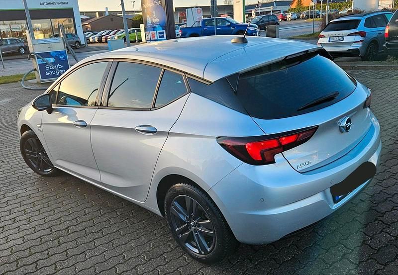 Gebraucht Opel Astra 131 PS (96 kW) 2020 Silber Limousine