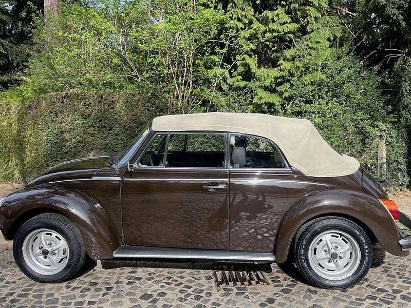 Braun Gebraucht 1979 VW Käfer Cabrio | 28.500 € - Bild 1/4