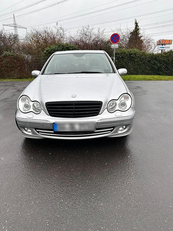 Gebraucht Mercedes C230 204 PS (150 kW) 2006 Silber Limousine