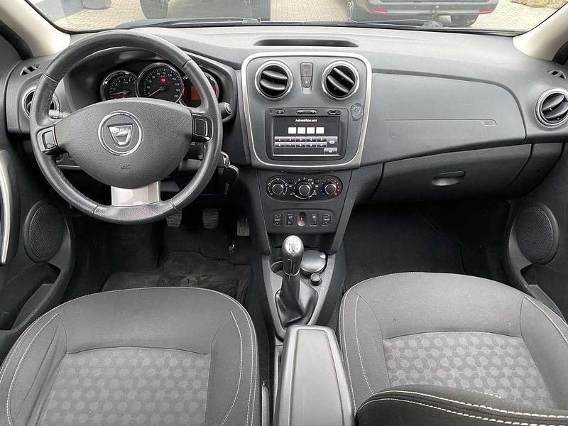 Gebraucht Dacia Logan Prestige 90 PS (66 kW) 2015 Blau Kombi