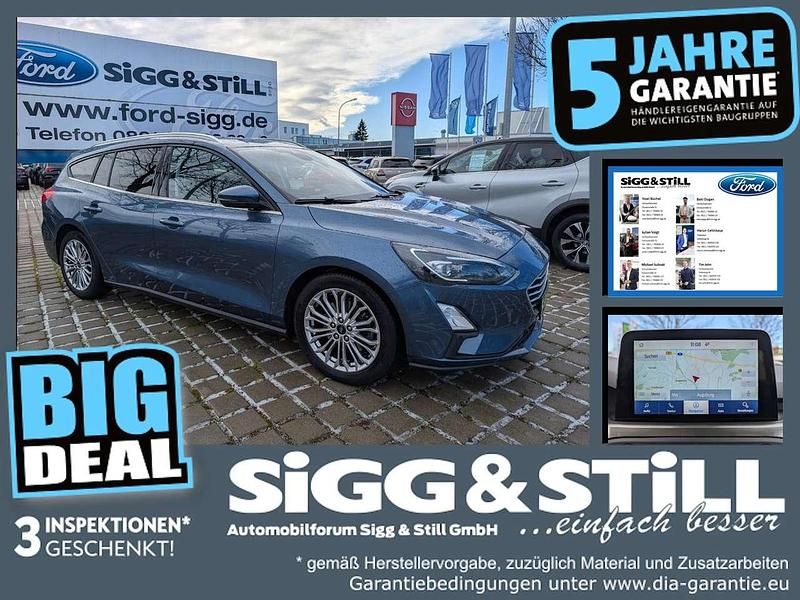 Chromablau metallic Gebraucht 2020 Ford Focus Titanium Kombi | 18.350 € (Fairer Preis) - Bild 1/3