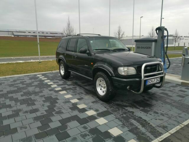 Ford explorer u2