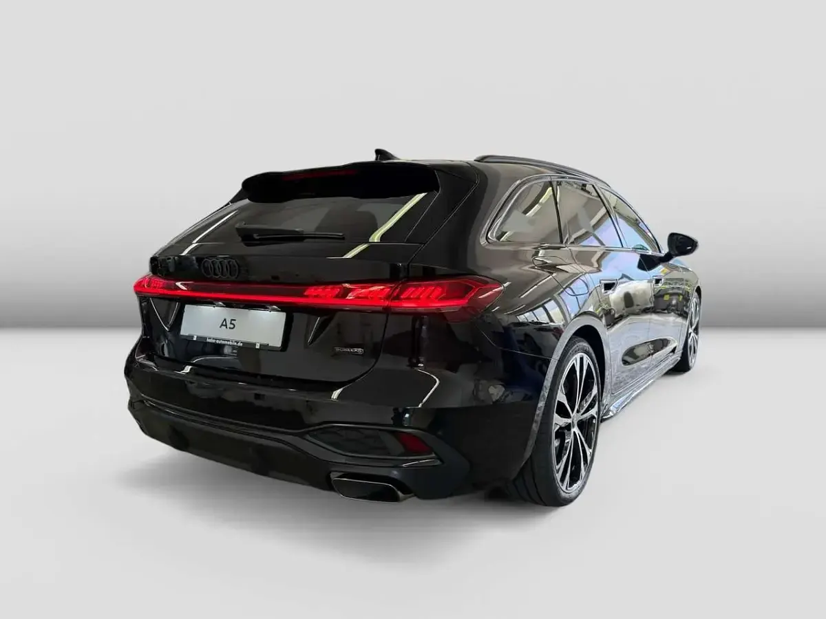 Neu Audi A5 367 PS (269 kW) 2026 Mythosschwarz metallic Kombi