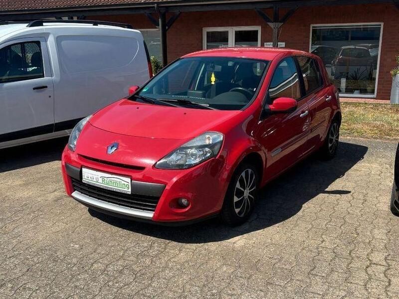 Rot Gebraucht 2011 Renault Clio III Dynamique Kleinwagen | 4.950 € (Etwas zu teuer) - Bild 1/4