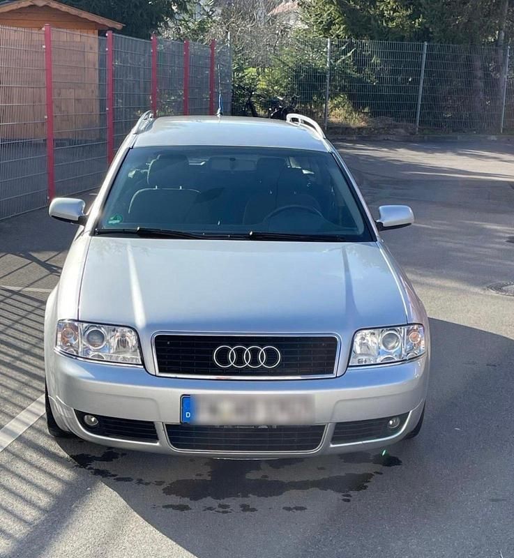 Silber Gebraucht 2001 Audi A6 Kombi | 2.500 € (Fairer Preis) - Bild 1/4