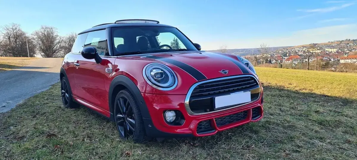 Second-hand Mini Cooper 136 CP (100 kW) 2018 Roșu Hatchback