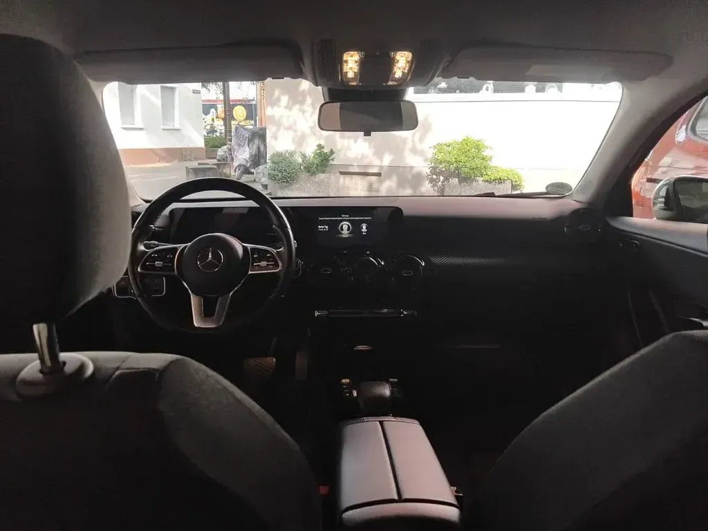 Gebraucht Mercedes A250 218 PS (160 kW) 2021 Schwarz Limousine