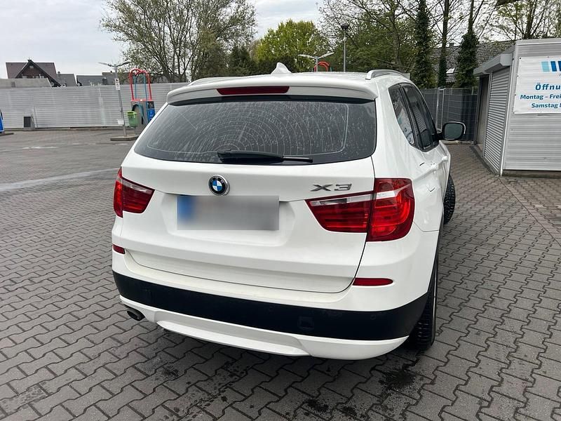 Gebraucht BMW X3 184 PS (135 kW) 2011 Weiß SUV