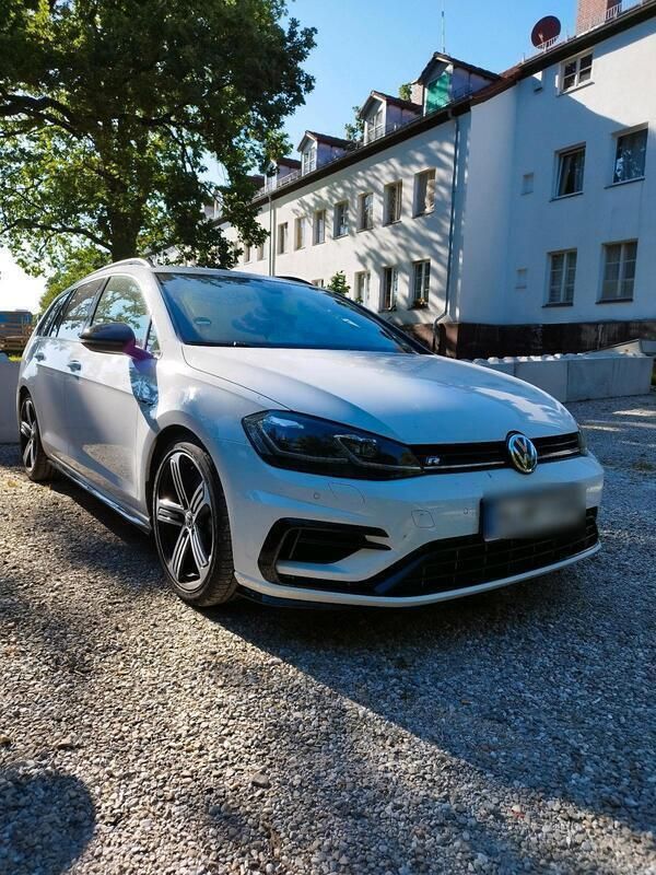 Weiß Gebraucht 2019 VW Golf VII R Kombi | 24.150 € (Fairer Preis) - Bild 1/4