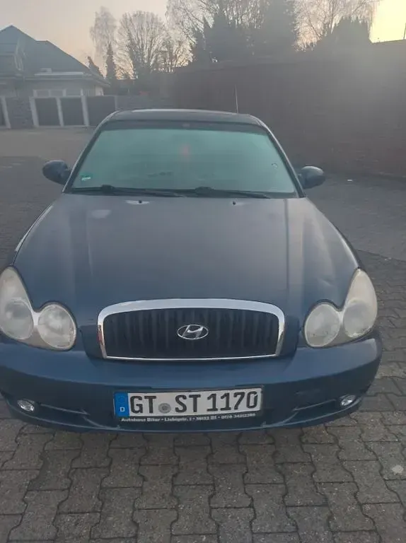 Gebraucht Hyundai Sonata GLS 131 PS (96 kW) 2004 Blau Limousine