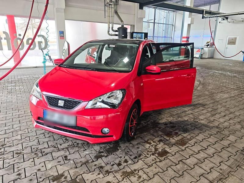 Gebraucht Seat Mii 75 PS (55 kW) 2015 Rot Kleinwagen