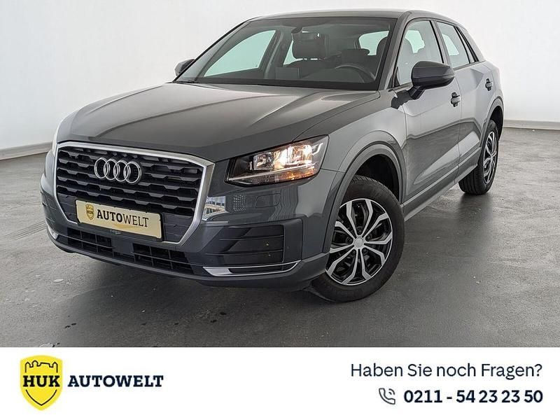 Grau Gebraucht 2019 Audi Q2 Basis SUV | 18.160 € (Guter Preis) - Bild 1/4