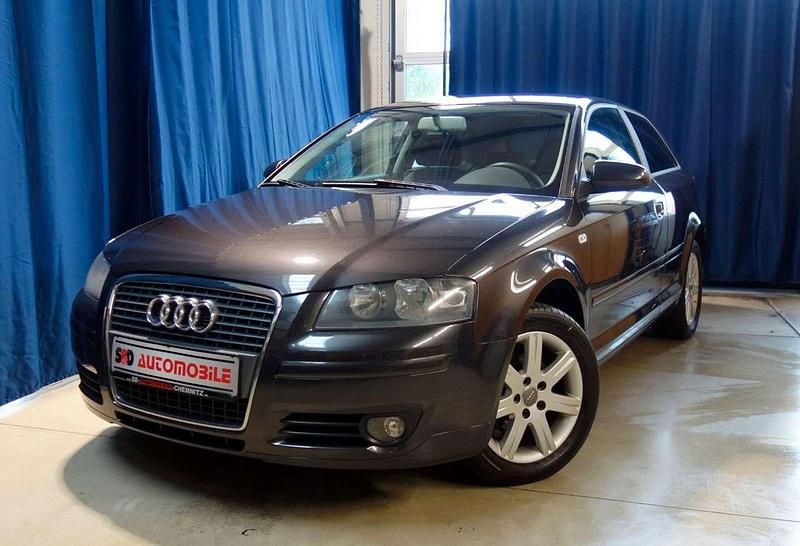 Grau Gebraucht 2007 Audi A3 Attraction Kleinwagen | 3.333 € (Guter Preis) - Bild 1/3