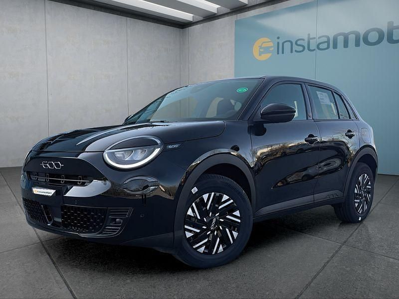 Schwarz Neu 2025 Fiat 600E Red Kleinwagen | 39.499 € - Bild 1/4