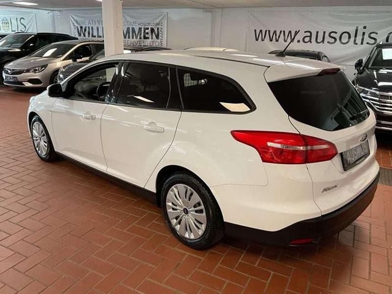 Gebraucht Ford Focus Business Edition 95 PS (69 kW) 2018 Weiß Kombi