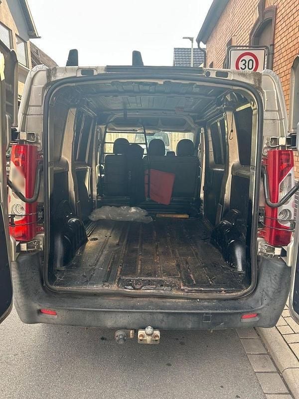 Gebraucht Citroën Jumpy 90 PS (66 kW) 2014 Grau Van / Kleinbus