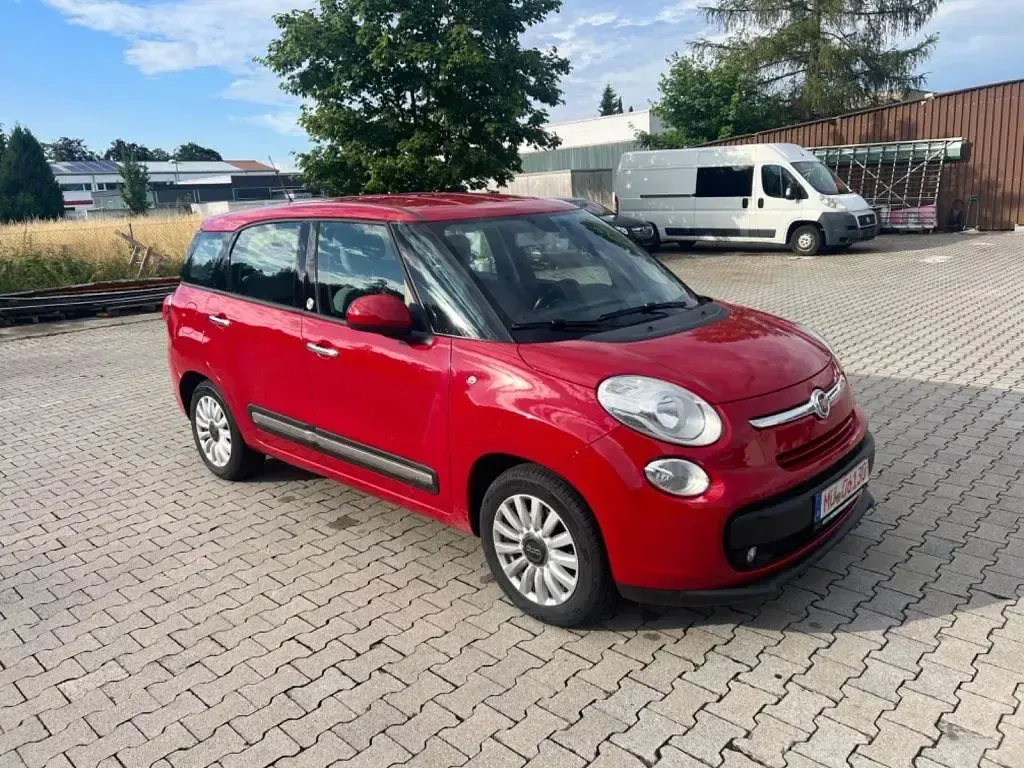Gebraucht Fiat 500L 84 PS (61 kW) 2015 Rot Van / Kleinbus