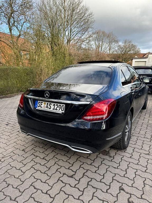 Gebraucht Mercedes C200 184 PS (135 kW) 2015 Schwarz Limousine