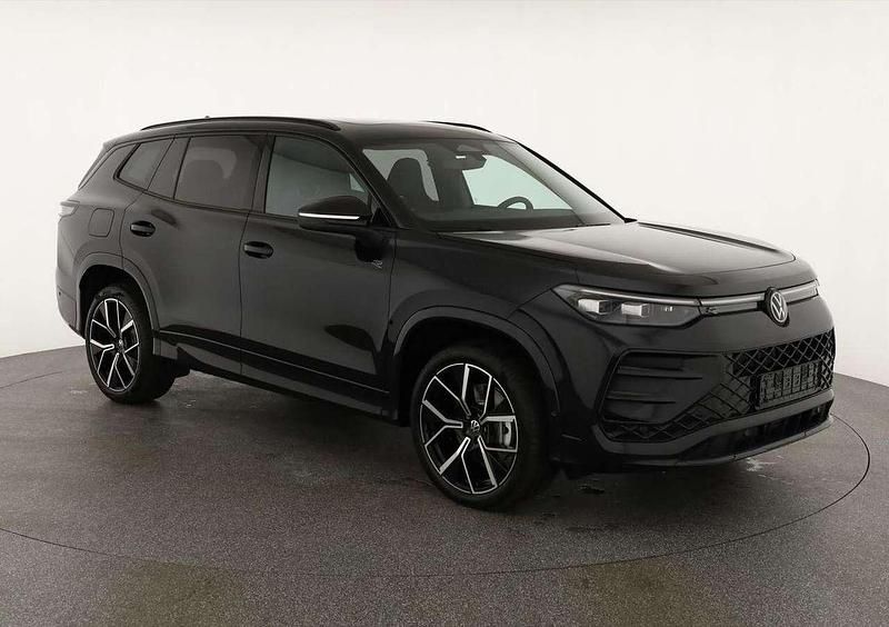 Delfin grau metallic Neu 2025 VW Tayron R-line SUV | 55.045 € (Superpreis) - Bild 1/4