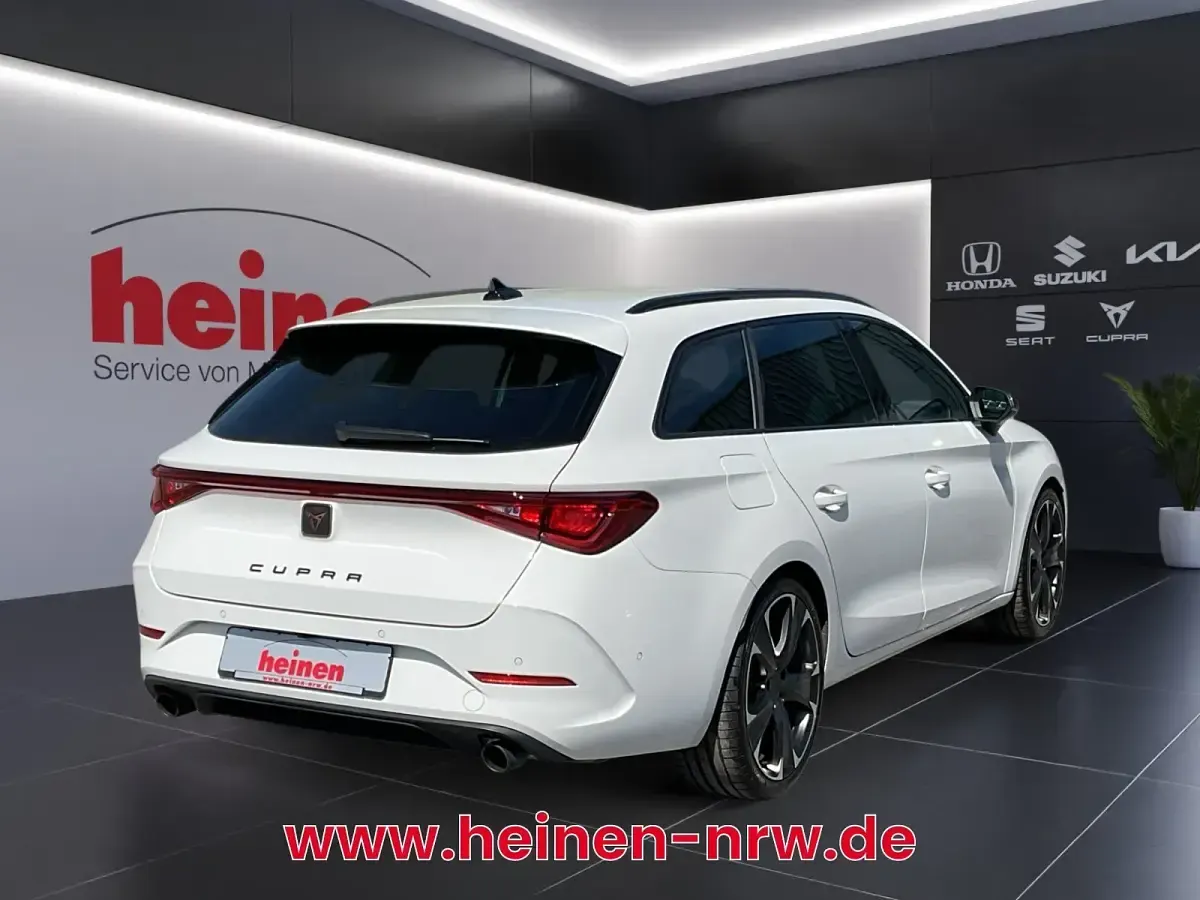 Gebraucht Cupra Leon VZ 245 PS (180 kW) 2024 Weiß Limousine
