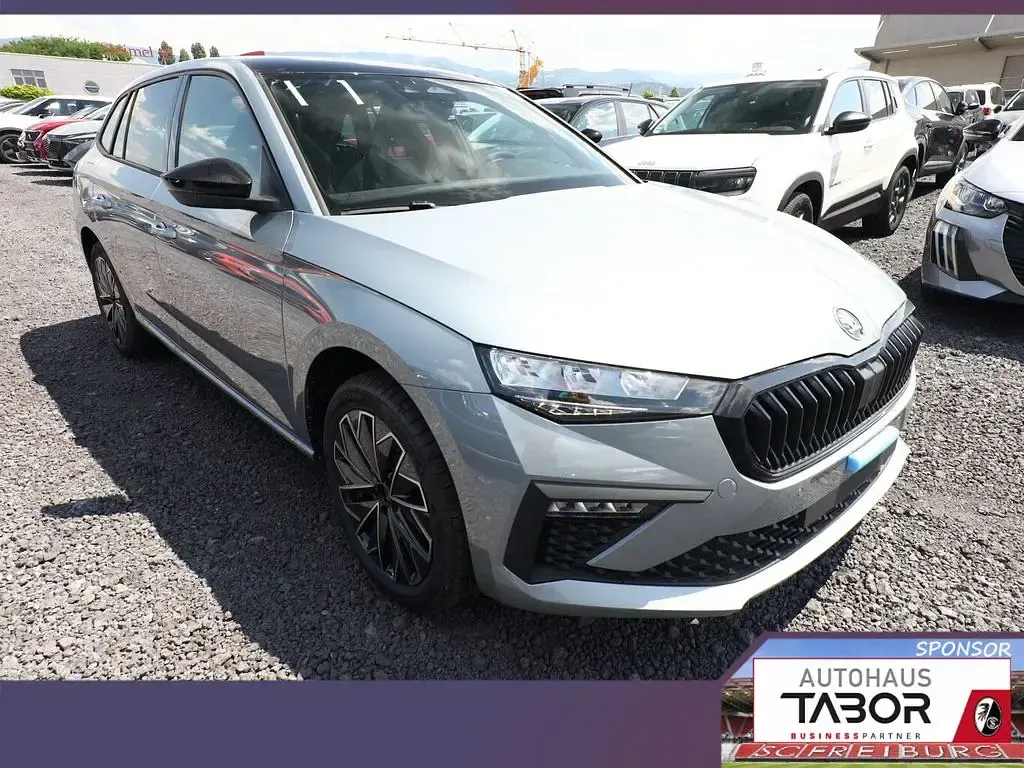 Neu Skoda Scala Dynamic 150 PS (110 kW) 2025 Silber (brillant silver metallic) Kleinwagen