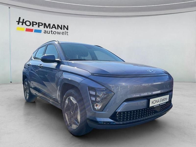 Gebraucht Hyundai Kona Advantage 114 kW (156 PS) 2024 Meta blue SUV