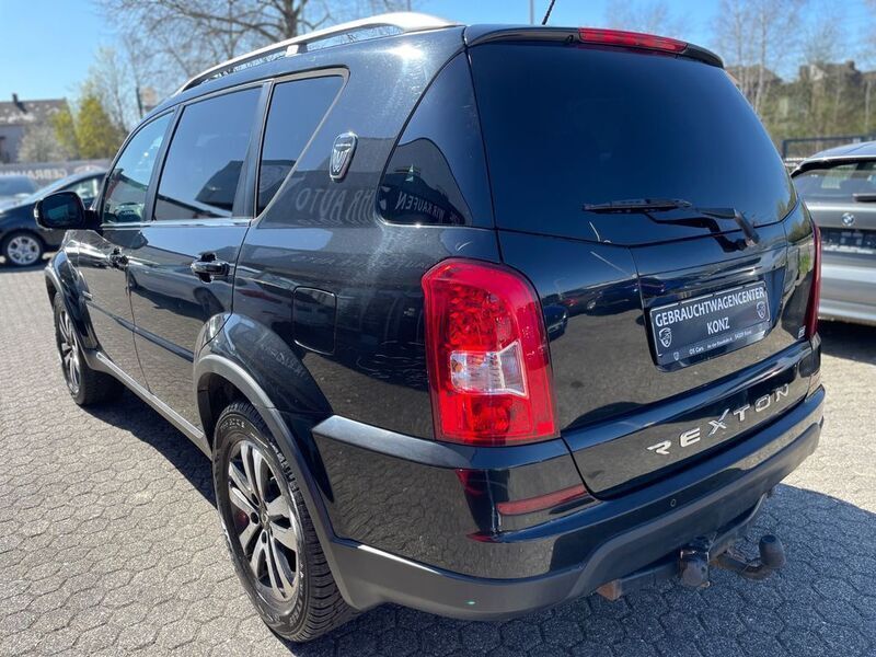 Gebraucht Ssangyong (KGM) Rexton Crystal 155 PS (114 kW) 2014 Schwarz SUV