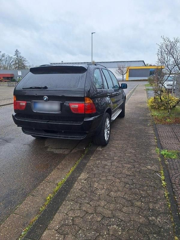 Second-hand BMW X5 180 CP (132 kW) 2002 Negru SUV