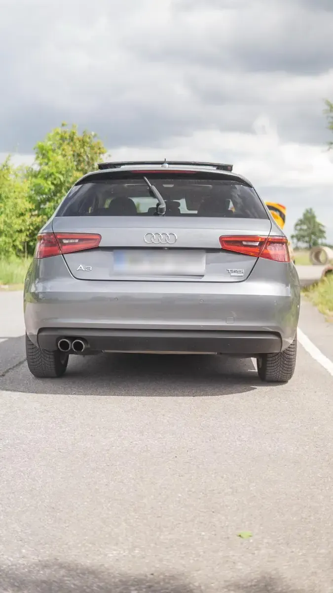 Gebraucht Audi A3 S-Line 150 PS (110 kW) 2015 Grau Limousine