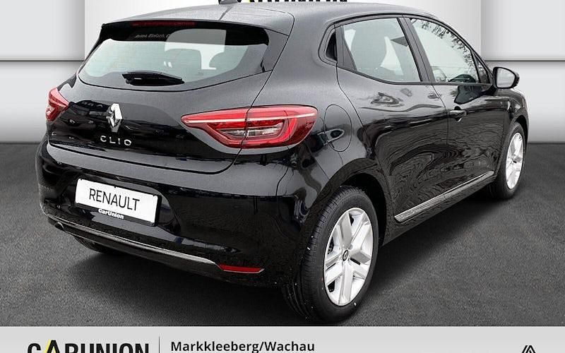 Gebraucht Renault Clio V Zen 91 PS (66 kW) 2022 Black pearlschwarz metallic (metallic) Limousine