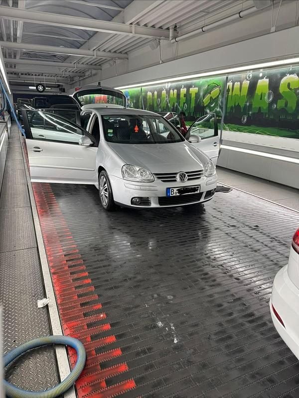 Silber Gebraucht 2007 VW Golf V Limousine | 2.400 € (Guter Preis) - Bild 1/4