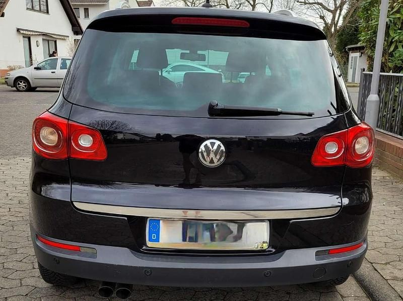 Gebraucht VW Tiguan Sport 140 PS (102 kW) 2008 Schwarz SUV