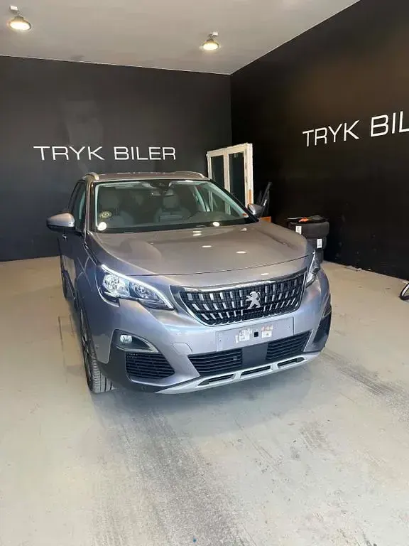 Gebraucht Peugeot 3008 Allure 131 PS (96 kW) 2020 Grau SUV