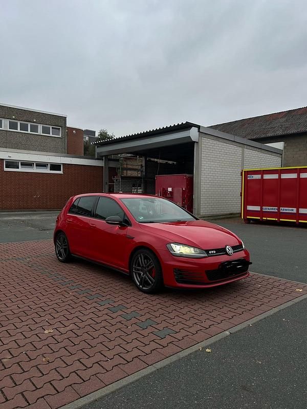 Gebraucht VW Golf VII GTD 184 PS (135 kW) 2016 Rot Limousine