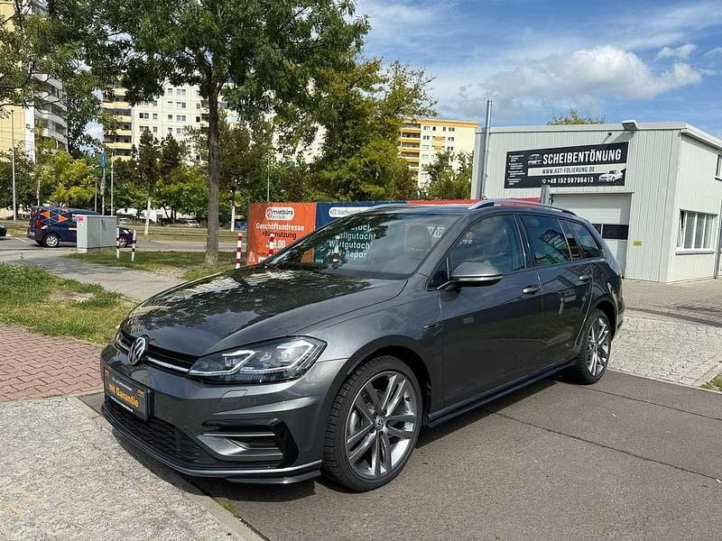 Grau Gebraucht 2019 VW Golf VII Comfortline Kombi | 18.990 € (Fairer Preis) - Bild 1/4