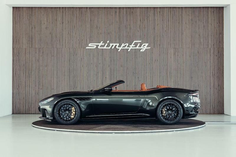 Gebraucht Aston Martin DBS 770 PS (566 kW) 2024 Grün Cabrio