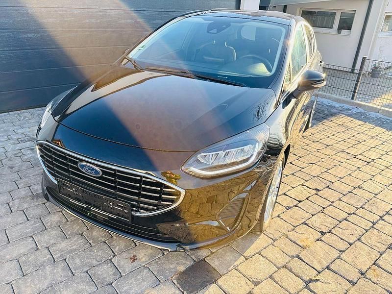 Gebraucht Ford Fiesta Titanium 125 PS (91 kW) 2023 Schwarz Limousine