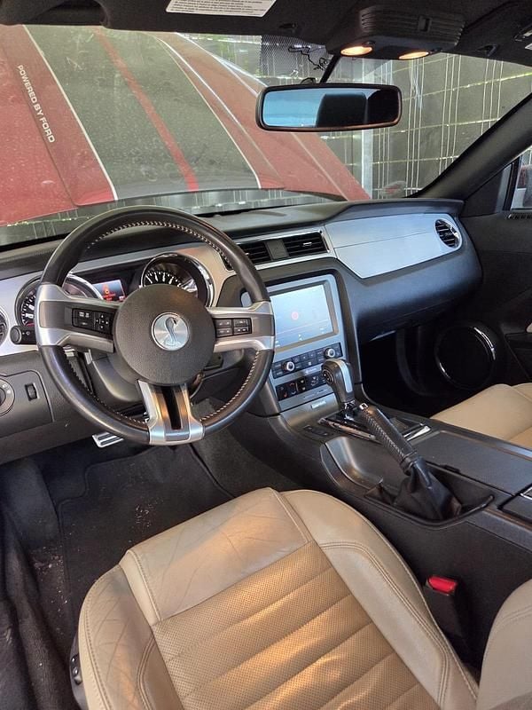 Second-hand Ford Mustang 309 CP (227 kW) 2014 Roșu Coupe