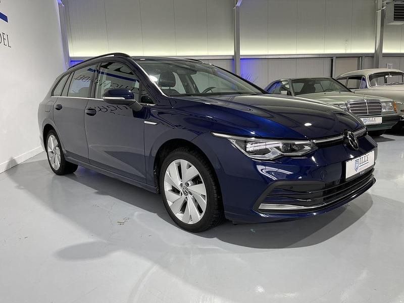 Gebraucht VW Golf VIII Style 150 PS (110 kW) 2022 Blau Limousine