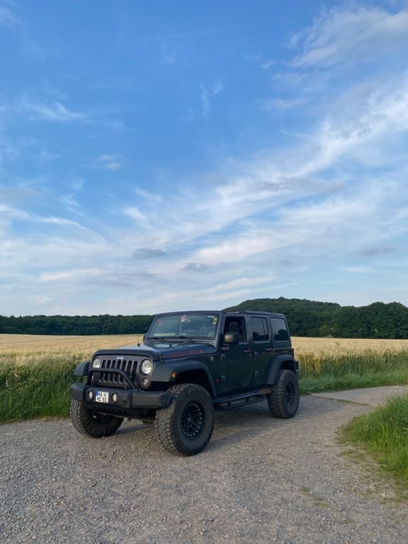 Grau Gebraucht 2016 Jeep Wrangler Rubicon SUV | 25.700 € (Superpreis) - Bild 1/4